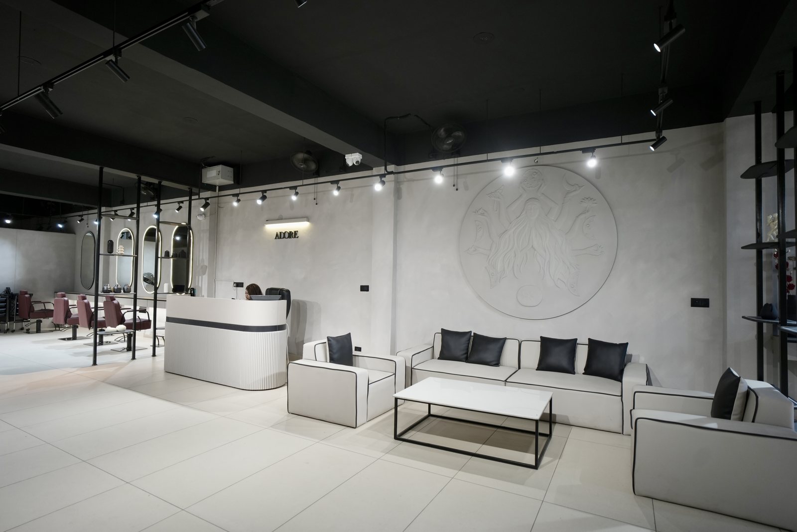 ADORE reception and lounge